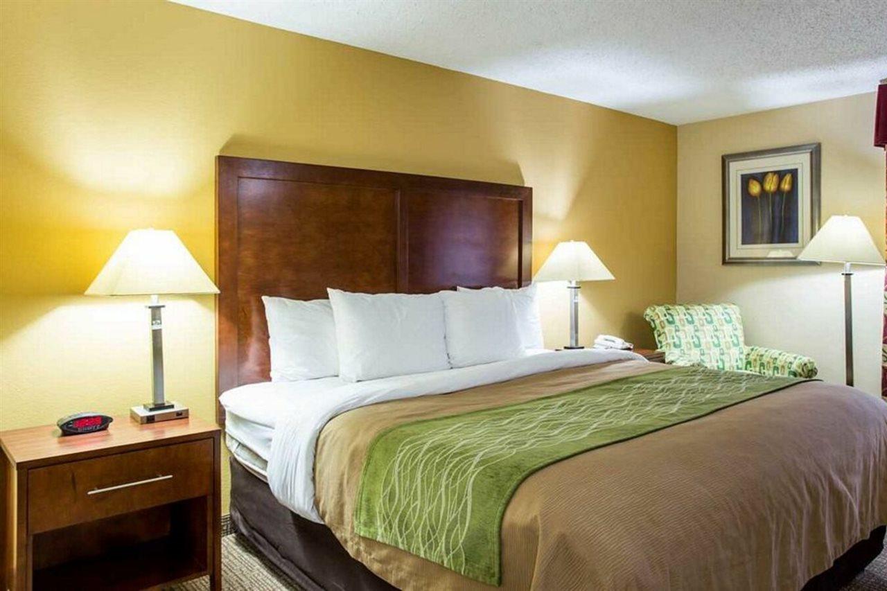 Comfort Inn Columbia-Bush River Exteriér fotografie